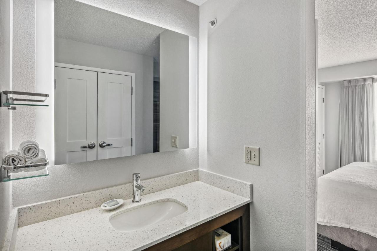 Residence Inn By Marriott Anchorage Midtown Bagian luar foto