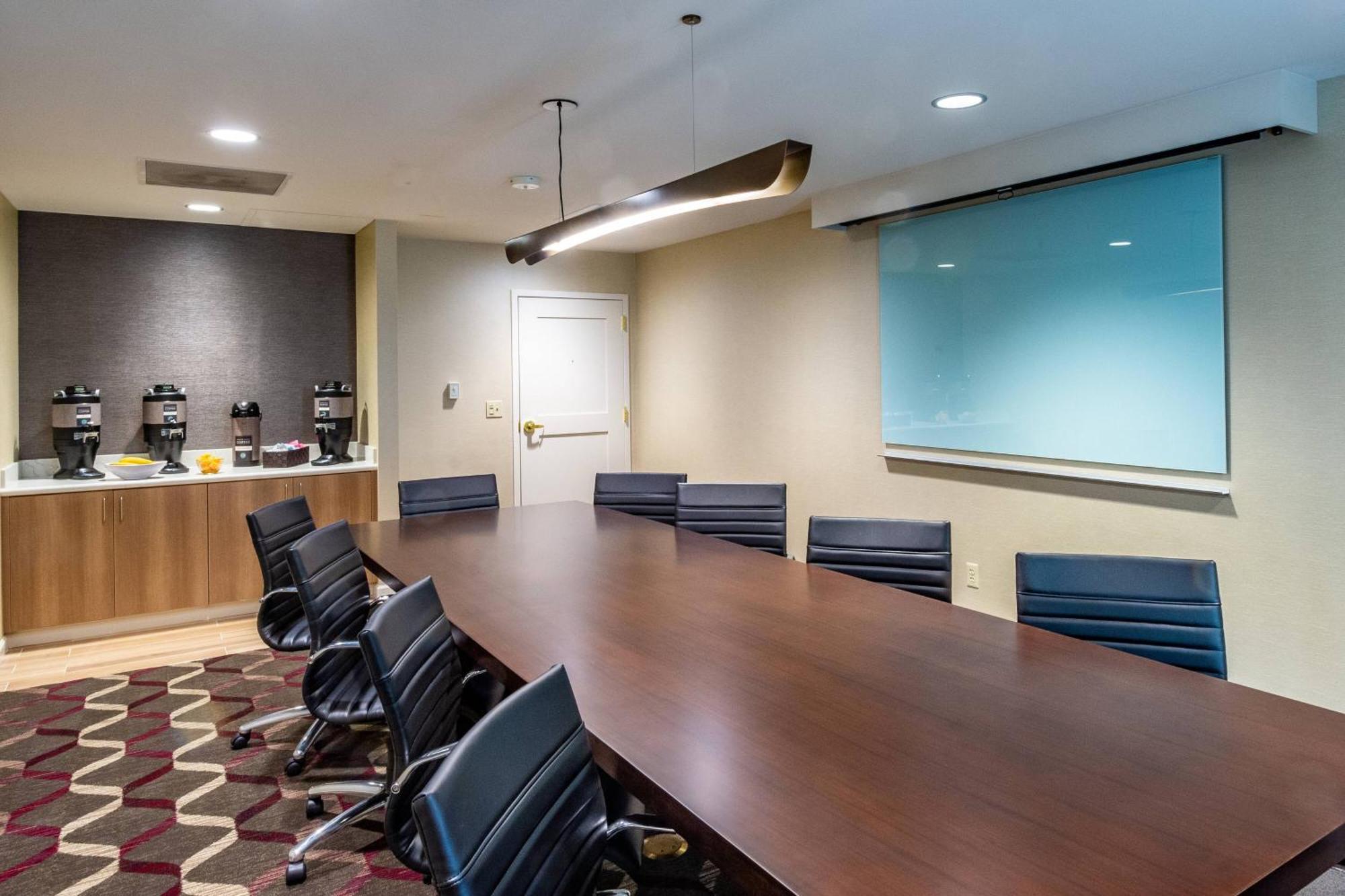 Residence Inn By Marriott Anchorage Midtown Bagian luar foto